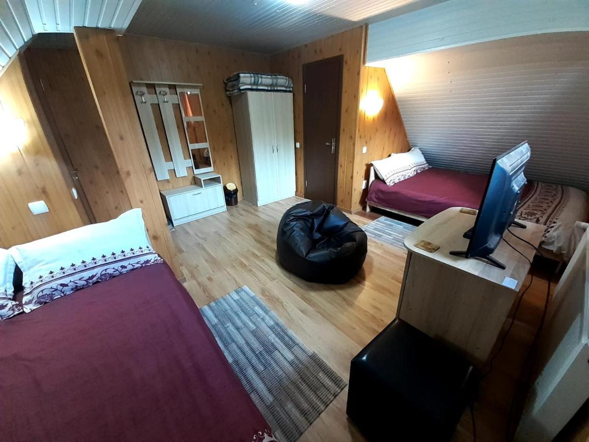 Casa Haiducilor Hotell Predeal Exteriör bild